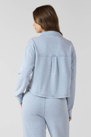 WASHED LIGHT BLUE
