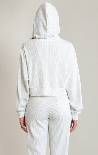 Pull à capuche en maille côtelée douce