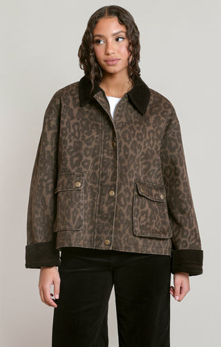 Veste en jean léopard
